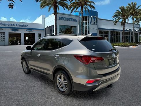 Used 2018 Hyundai Santa Fe Sport FWD image 6
