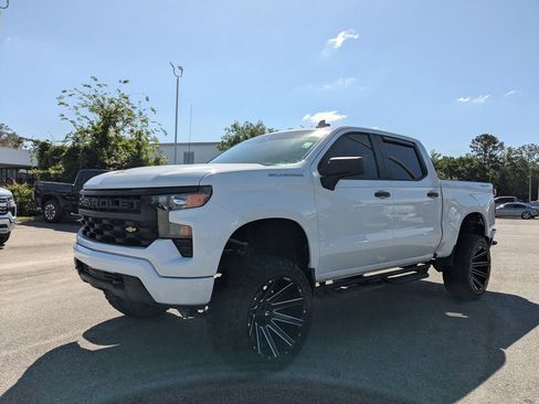 Used 2022 Chevrolet Silverado 1500 Custom image 7