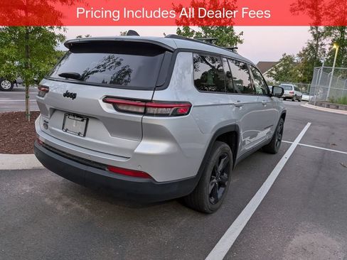 Used 2023 Jeep Grand Cherokee L Laredo AWD/4WD image 6