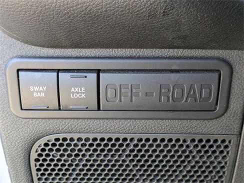 Certified 2015 Jeep Wrangler Unlimited Rubicon w/ Dual Top Group image 27