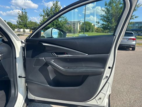 Used 2023 MAZDA CX-30 AWD 2.5 S w/ Select Package image 22