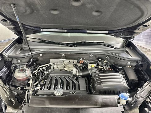 Used 2022 Volkswagen Atlas SEL Premium image 29