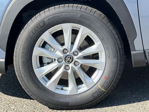 New 2026 Toyota Corolla Cross LE image 33