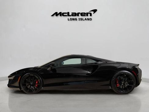 Used 2023 McLaren Artura image 7