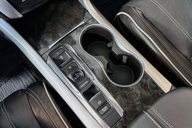 Used 2018 Acura TLX w/ Technology Package FWD image 16