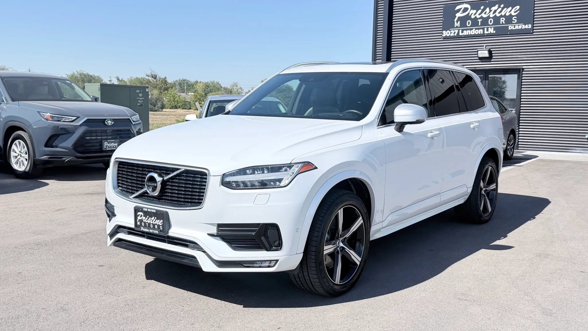 Used 2019 Volvo XC90 T6 R-Design w/ Advanced Package AWD/4WD image 1
