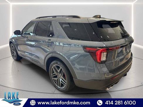 Certified 2025 Ford Explorer ST AWD/4WD image 5