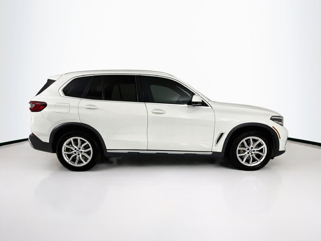 Used 2022 BMW X5 xDrive40i AWD/4WD image 8