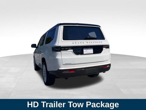 Used 2022 Jeep Grand Wagoneer Series III w/ Rear Seat Video Group 1 AWD/4WD image 3