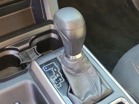 Used 2017 Toyota Tacoma SR5 w/ Tow Package image 27