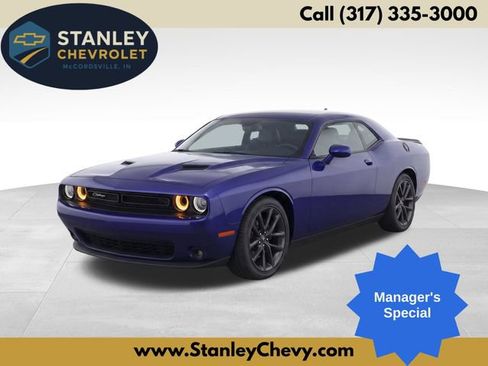 Used 2019 Dodge Challenger SXT w/ Plus Package RWD image 1