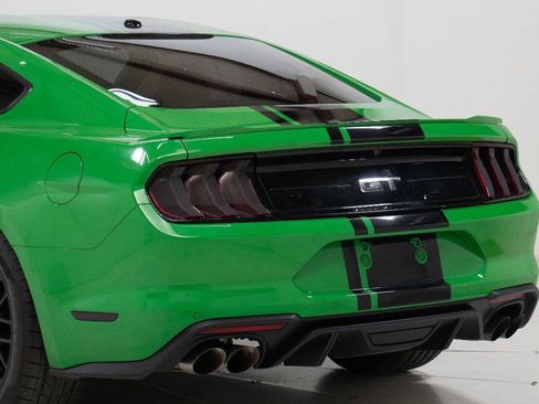 Used 2019 Ford Mustang GT RWD image 13