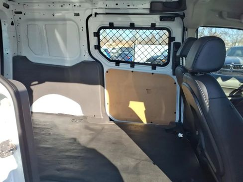 Used 2022 Ford Transit Connect XL image 15