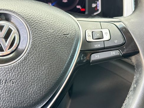Used 2019 Volkswagen Atlas SEL R-Line FWD image 17