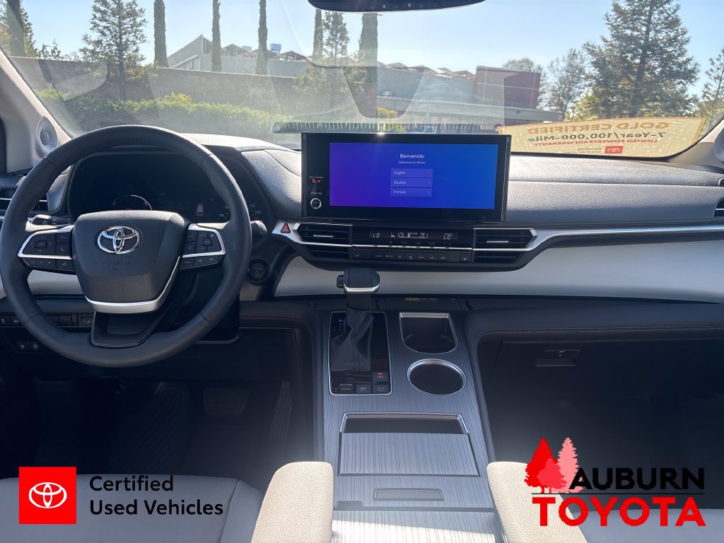 Certified 2025 Toyota Sienna XLE w/ XLE Plus Package FWD image 13