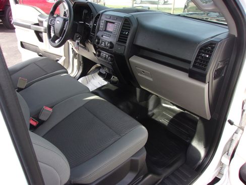 Used 2018 Ford F150 XL w/ Equipment Group 101A Mid image 11