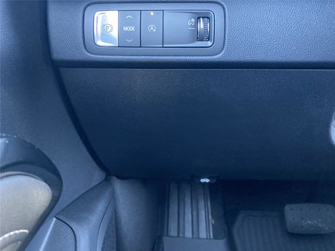 New 2026 Chevrolet Traverse LT w/ Sun and Wheel Package image 28