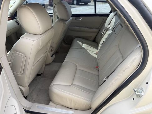 Used 2011 Cadillac DTS Premium w/ Driver Awareness Package image 16