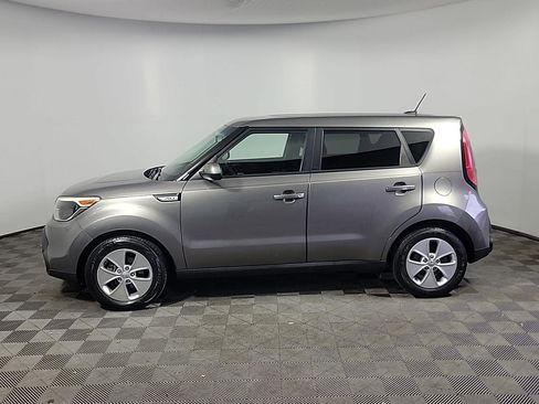 Used 2016 Kia Soul image 11