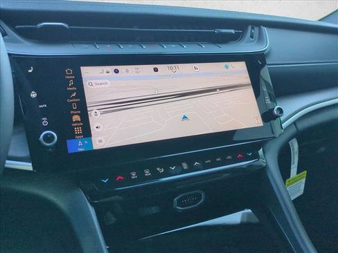 New 2026 Jeep Grand Cherokee Limited image 11