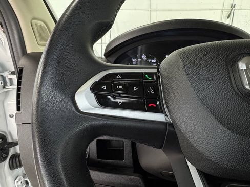 Used 2023 RAM ProMaster 2500 w/ Driver Convenience Group FWD image 14