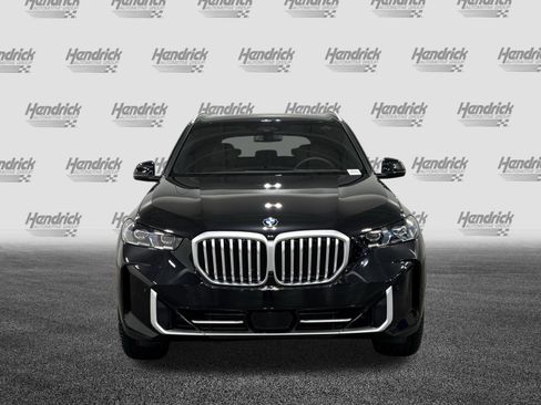 New 2026 BMW X5 sDrive40i RWD image 2