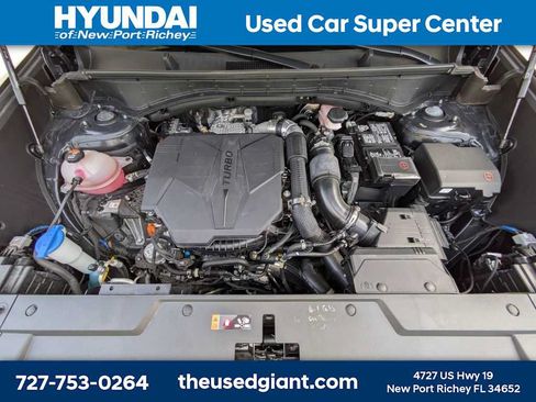 Certified 2024 Hyundai Santa Fe Limited AWD/4WD image 14