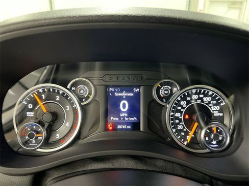 Used 2020 RAM 3500 Tradesman w/ Chrome Appearance Group image 12