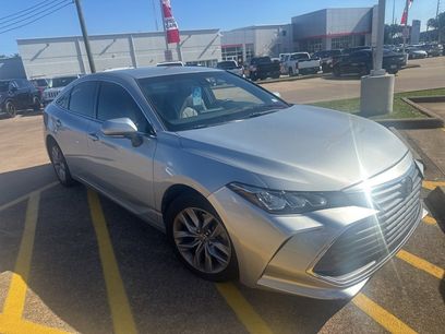 Used 2022 Toyota Avalon XLE