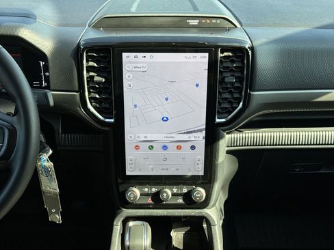 Used 2025 Ford Ranger XLT w/ Equipment Group 301A High image 29