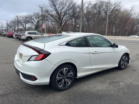 Used 2018 Honda Civic EX-T image 40