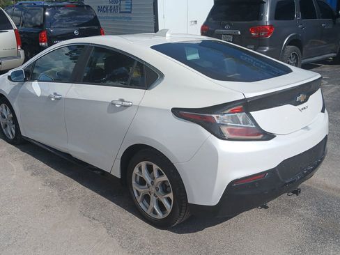 Used 2016 Chevrolet Volt Premier w/ Driver Confidence Package FWD image 3