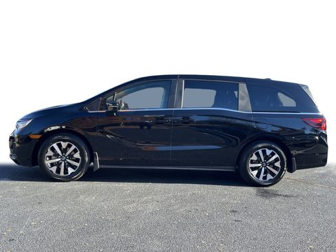 Certified 2025 Honda Odyssey EX-L image 26