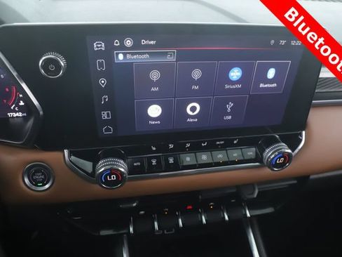 Used 2024 GMC Canyon AT4 AWD/4WD image 5