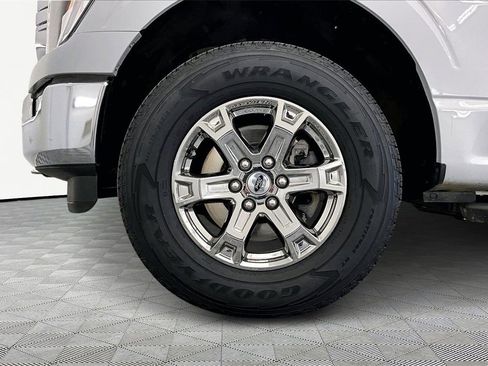 Used 2021 Ford F150 XLT w/ Equipment Group 302A High image 9