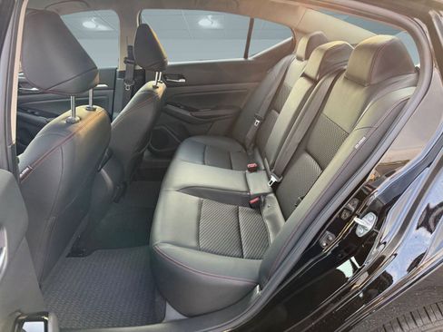 New 2025 Nissan Altima 2.5 SR image 13