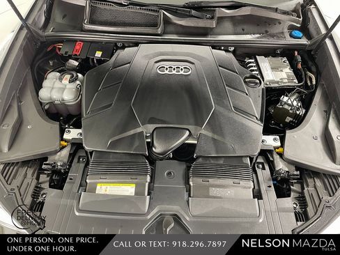 Used 2019 Audi Q8 Premium Plus w/ Premium Plus image 49