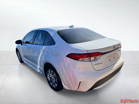 Used 2020 Toyota Corolla LE w/ Carpet Mat Package (TMS) FWD image 3