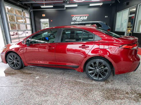 Used 2024 Toyota Corolla SE image 2