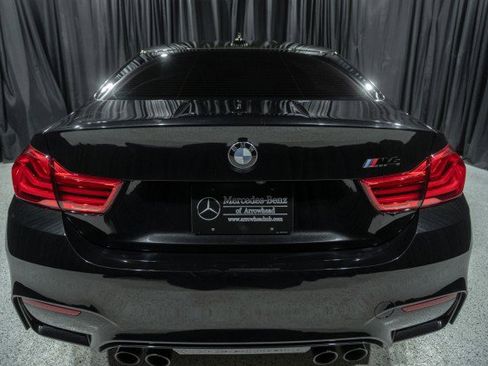Used 2018 BMW M4 Coupe RWD image 6