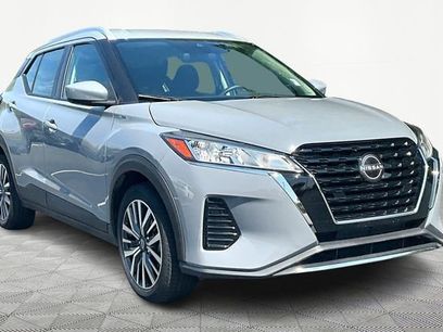 Used 2022 Nissan Kicks SV