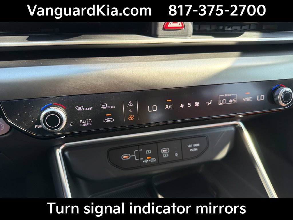 Used 2026 Kia Carnival SX w/ SX Dark Edition Package FWD image 20