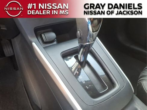Used 2018 Nissan Sentra SV FWD image 17