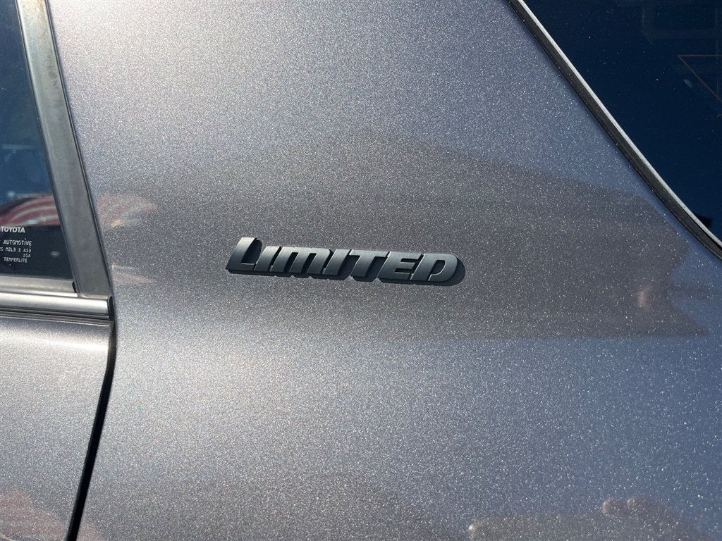 Used 2019 Toyota 4Runner Limited AWD/4WD image 13