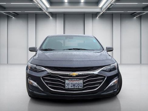 Used 2023 Chevrolet Malibu LS FWD image 2