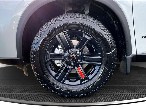 New 2026 Nissan Rogue SV image 12