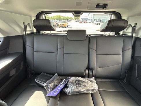 Used 2023 Toyota Sequoia TRD Pro AWD/4WD image 15