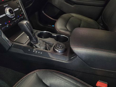 Used 2019 Ford Explorer Sport w/ Equipment Group 401A AWD/4WD image 26