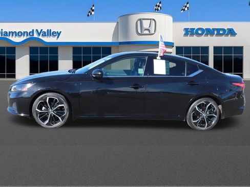 Used 2023 Nissan Altima 2.5 SR image 7