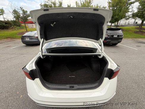 Used 2022 Nissan Altima 2.5 S FWD image 21